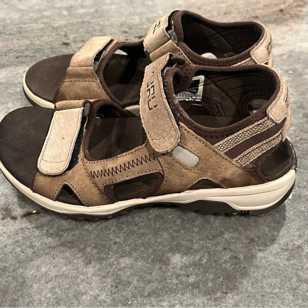 Kuru Waterproof Hiking Sandals - size 7
